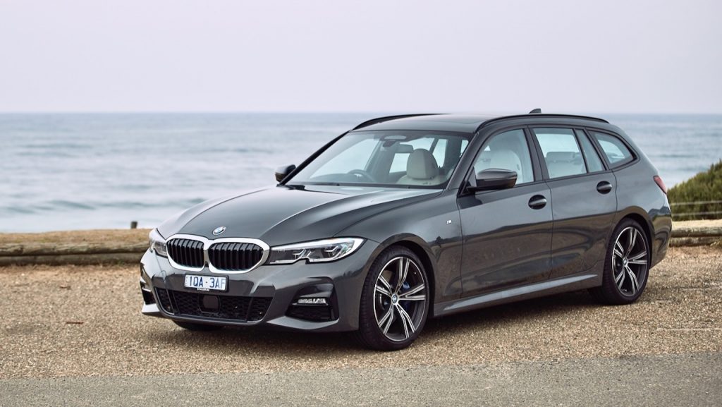 BMW 330i Touring review 2020 design