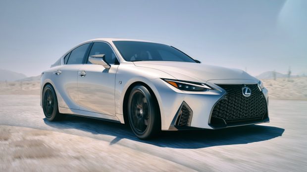 Lexus IS 2021 reveal front end